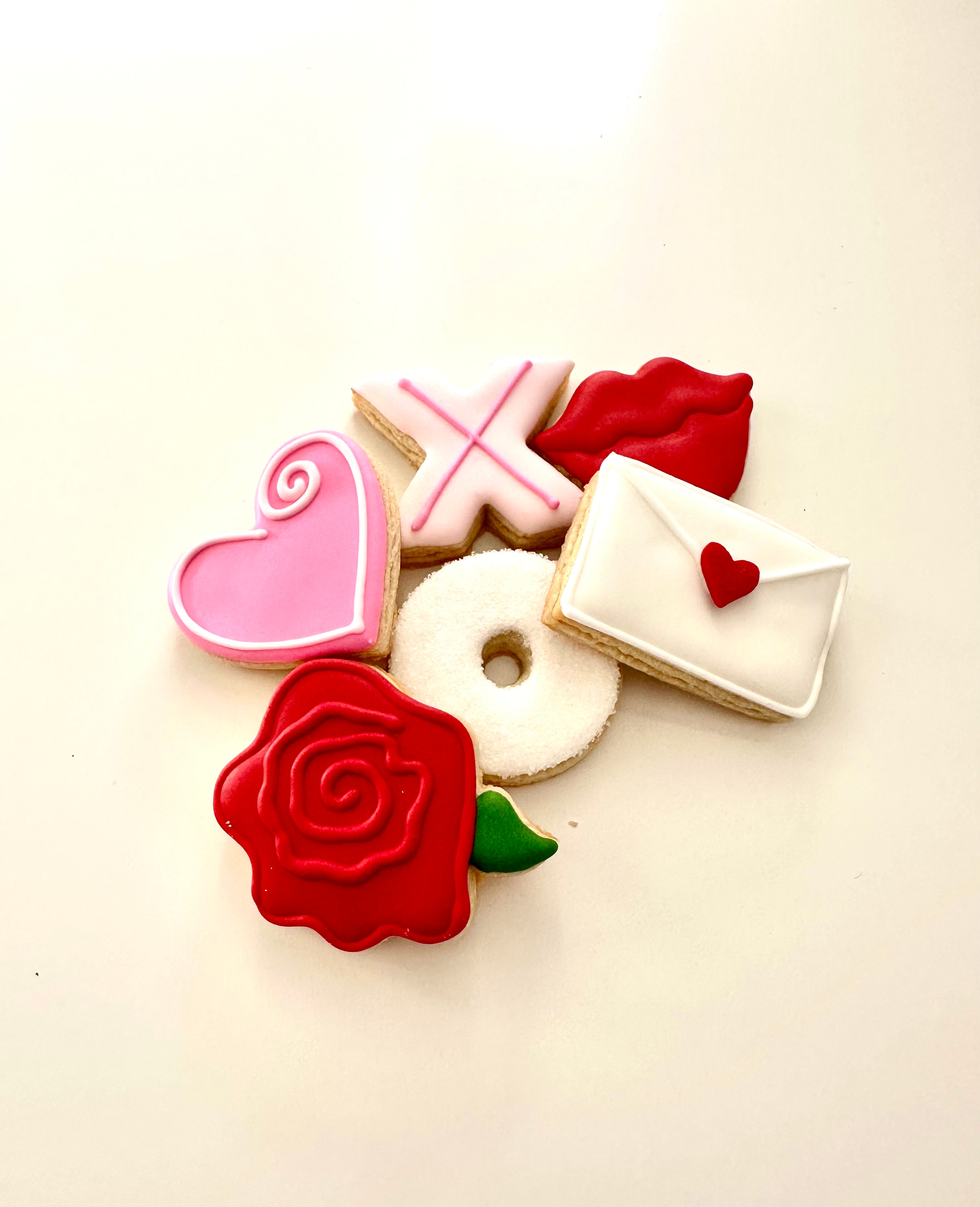 Valentine's Day rose and heart cookies